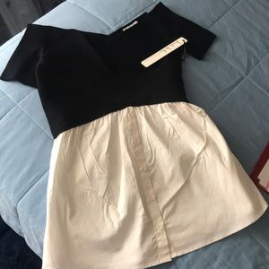 Nicole Miller B & W off the shoulders blouse